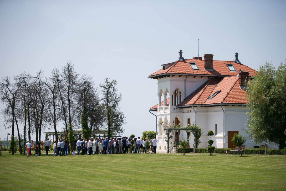 Dobrușa, un miracol teluric cu parfum celest 224498