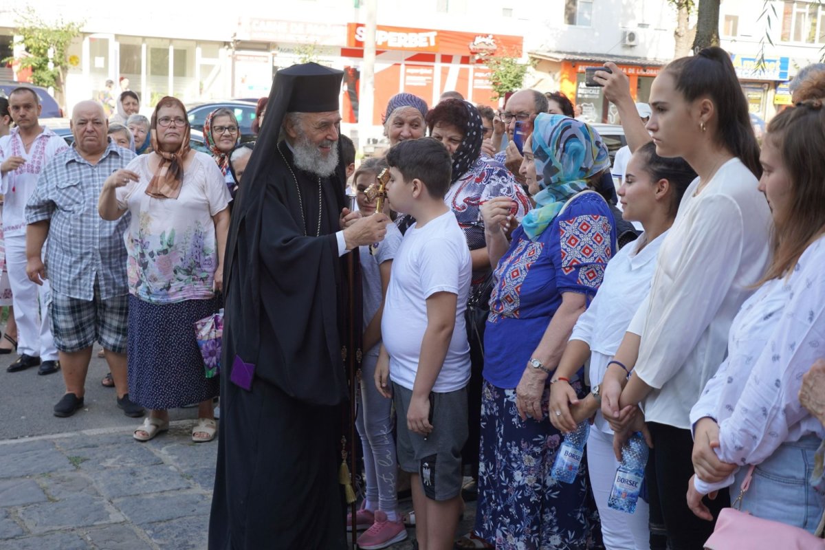 Hram și acțiune socială la o parohie din Brăila 224634