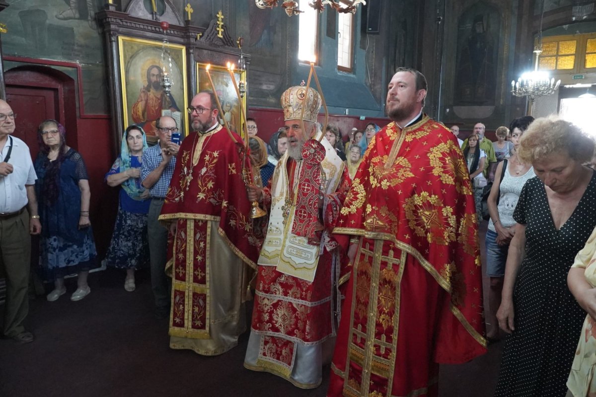 Hram și acțiune socială la o parohie din Brăila 224635