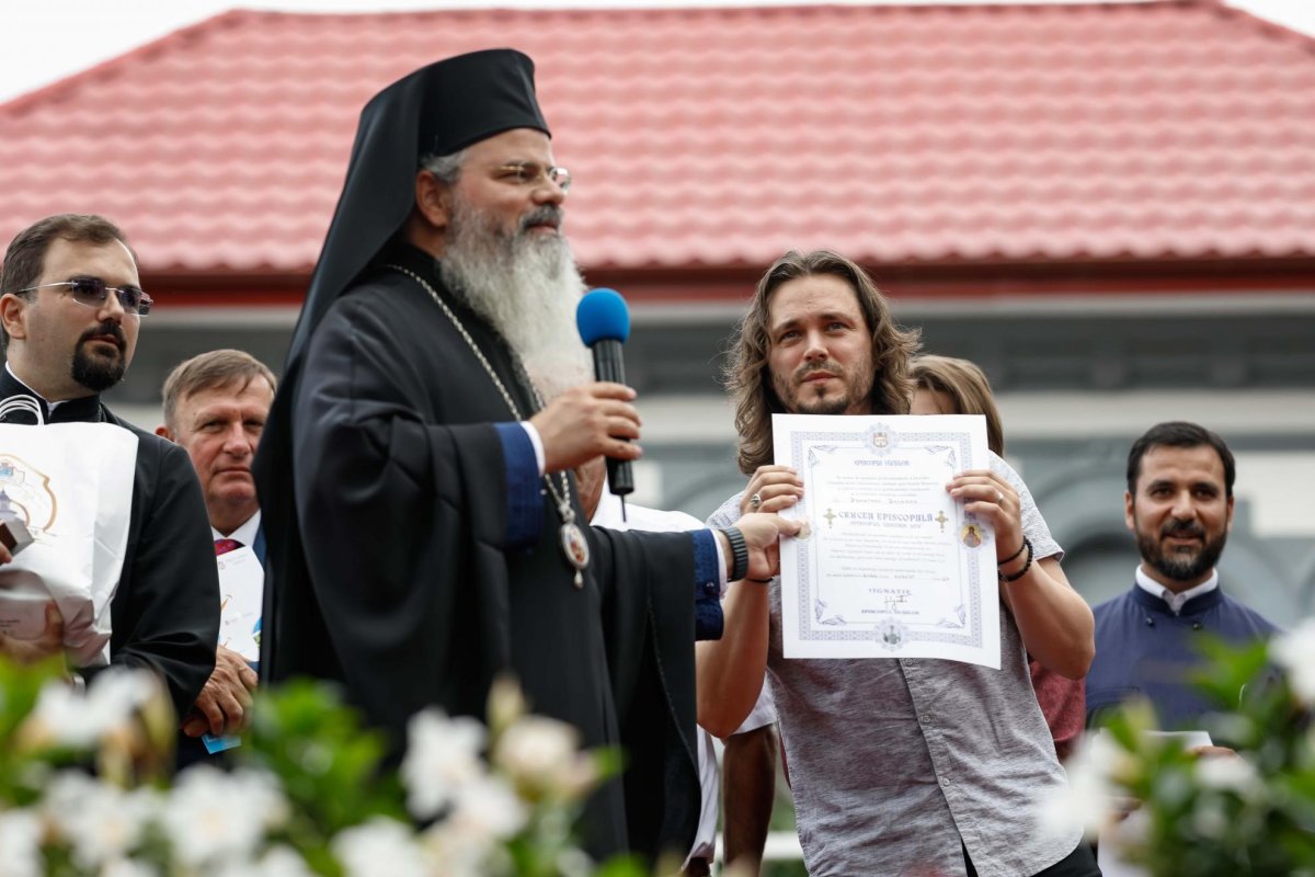 Întâlnirea Tinerilor Ortodocși din Episcopia Hușilor 224695