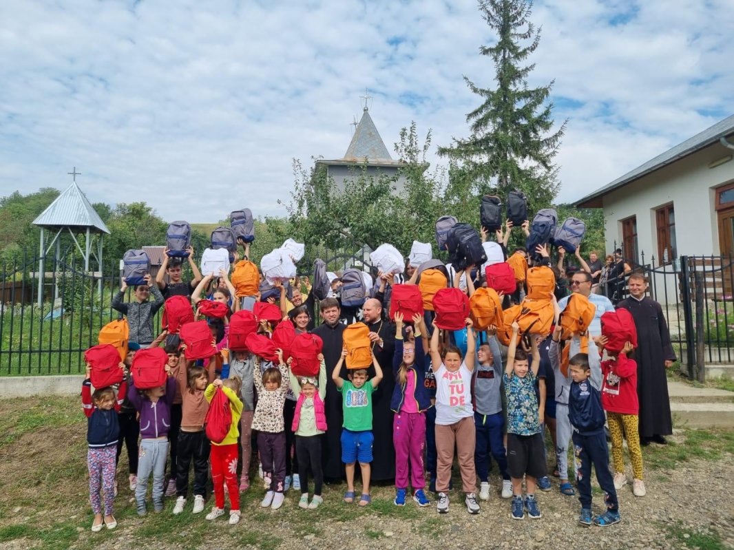 1.500 de ghiozdane pentru elevi din județul Vaslui 224769