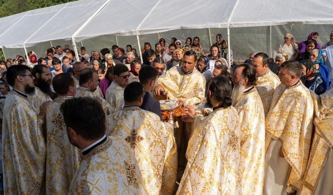 Cinstirea Sfântului Mitropolit Varlaam la o parohie băcăuană 224772