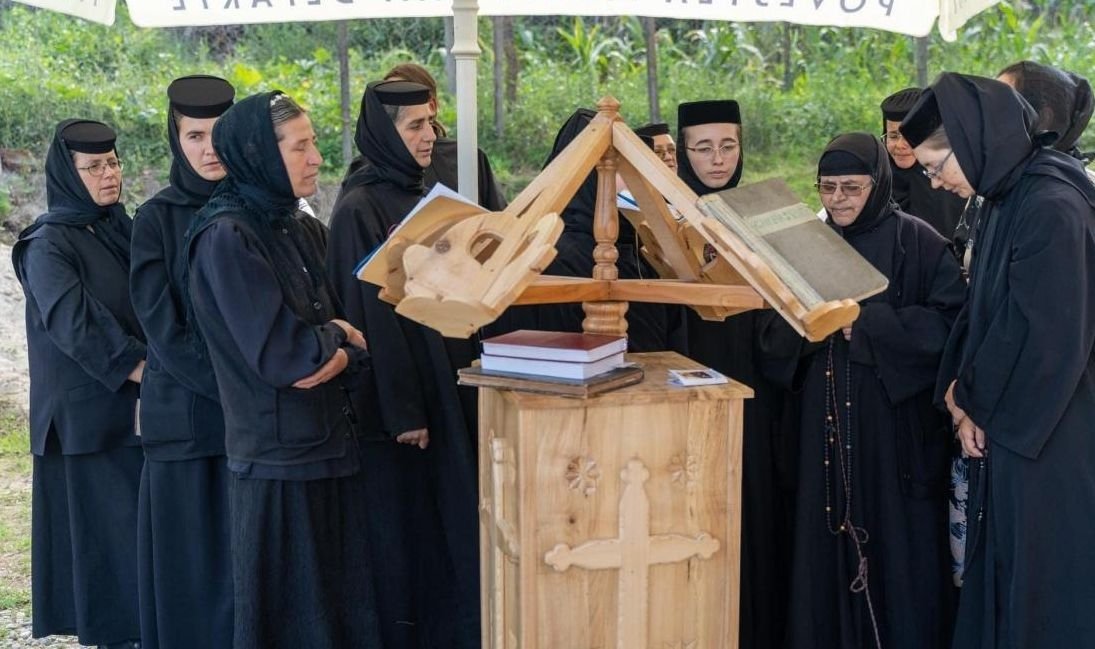 Cinstirea Sfântului Mitropolit Varlaam la o parohie băcăuană 224773