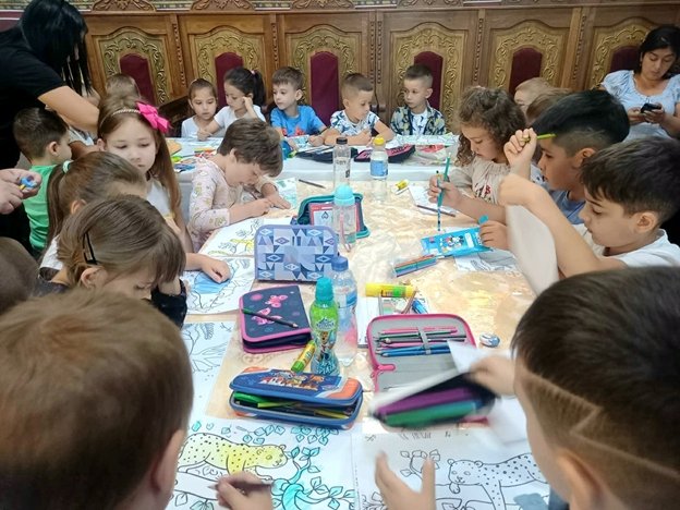 Proiectul social-educațional al unei parohii din Urlați, la final 224862