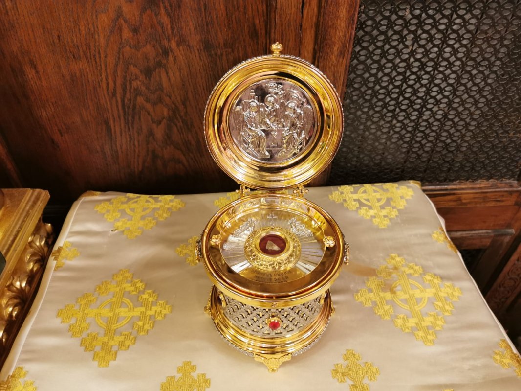 Moaștele Sfântului Cuvios Neofit la Catedrala Patriarhală 224961