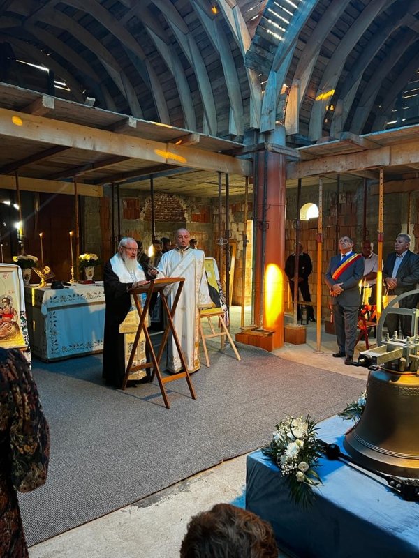 Sărbătoare la biserica din localitatea clujeană Sub Coastă 224905