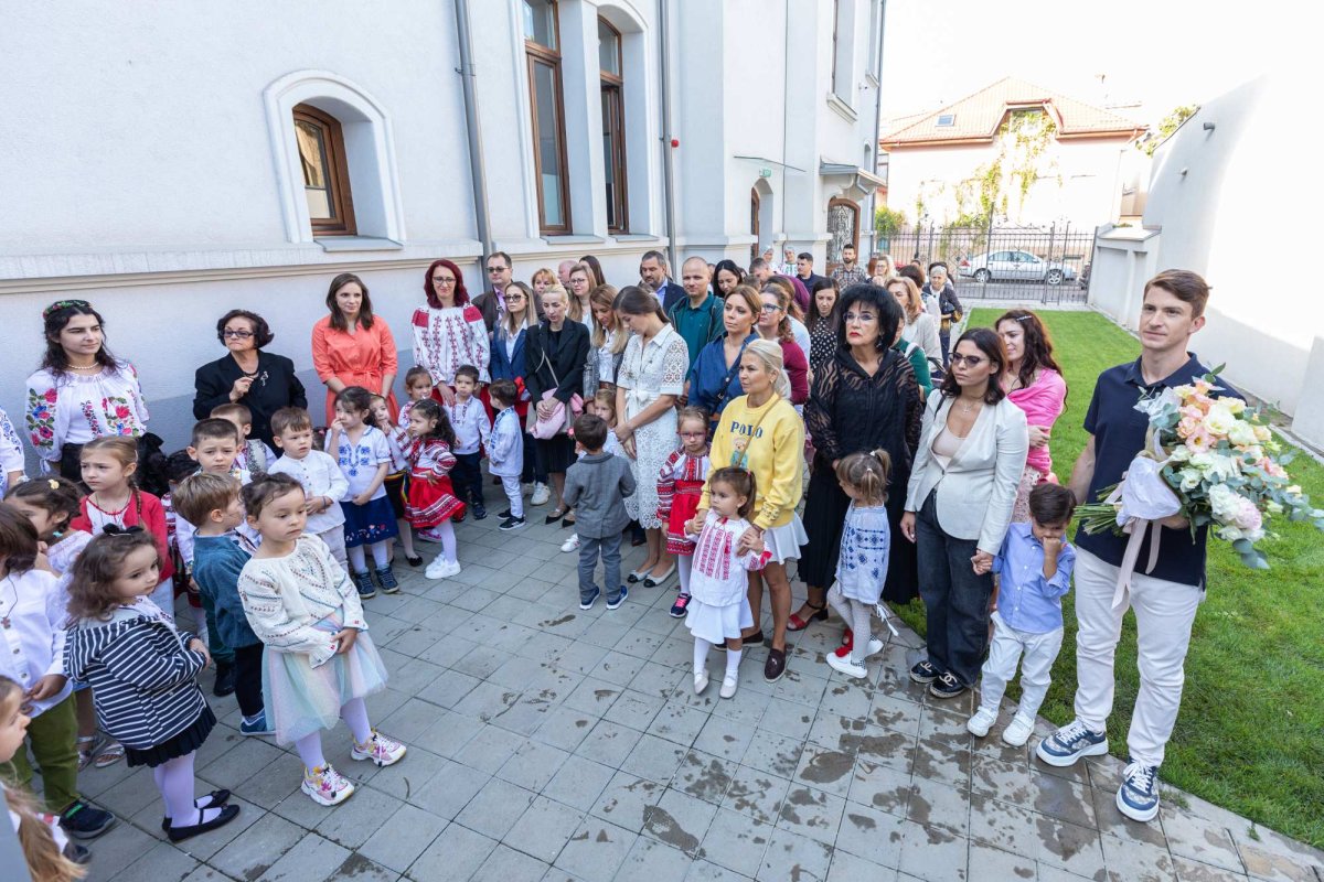 Festivitate de deschidere a anului școlar la Grădinița „Buna Vestire“ 225117