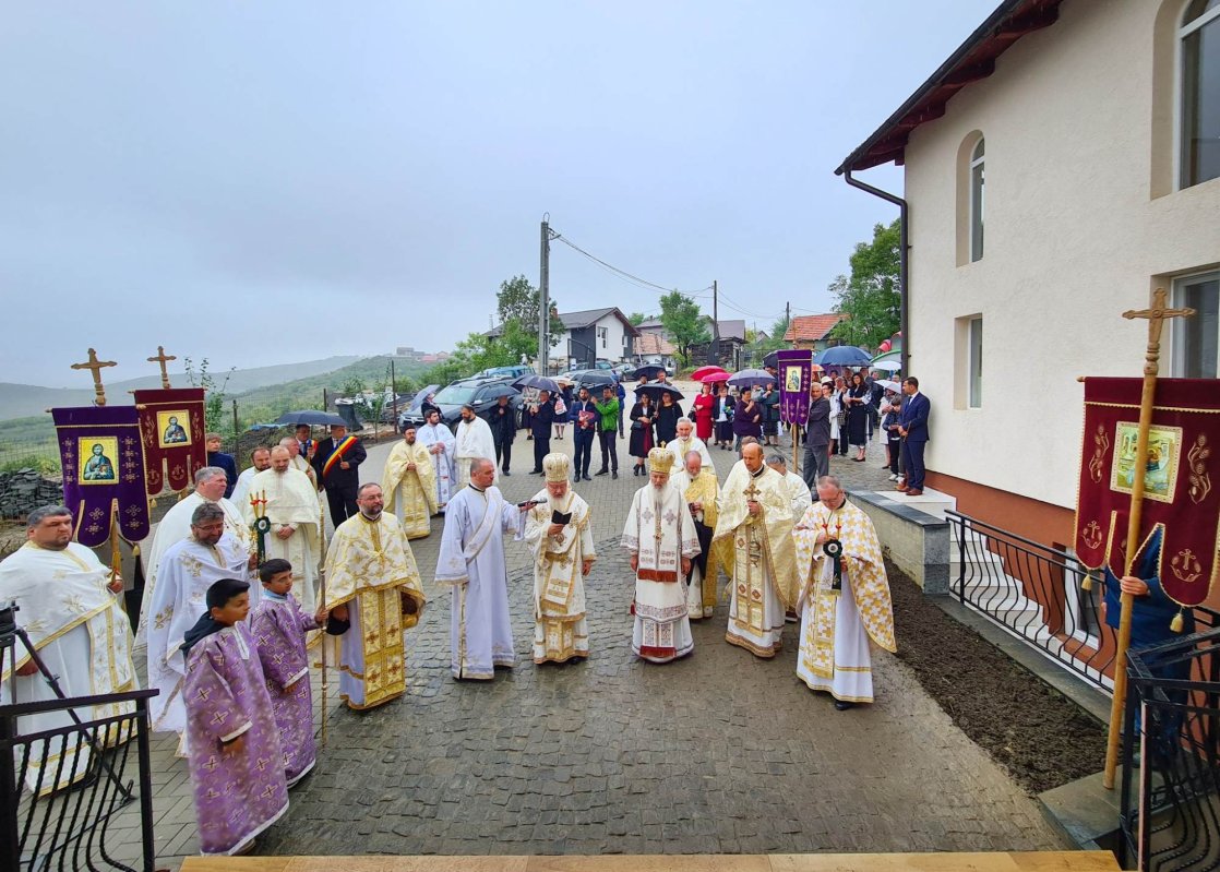Sfinţirea paraclisului Centrului social‑misionar din Cojocna 225058