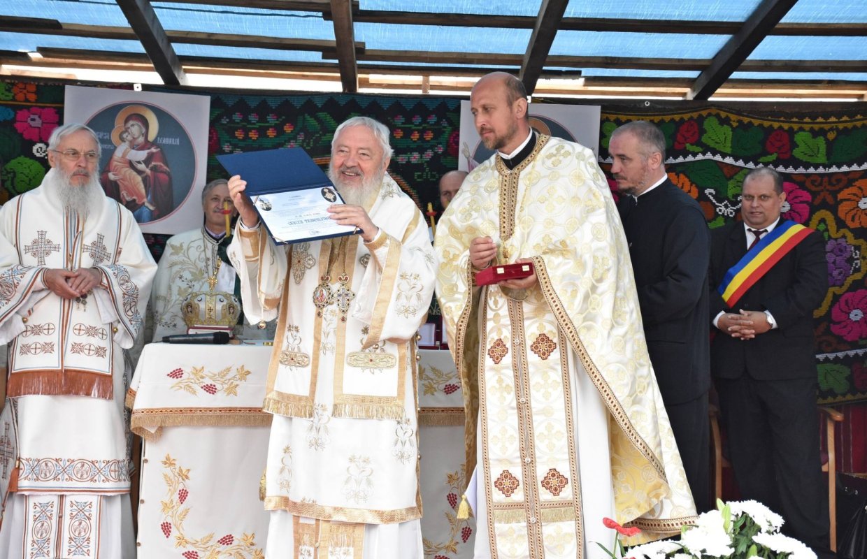 Sfinţirea paraclisului Centrului social‑misionar din Cojocna 225063