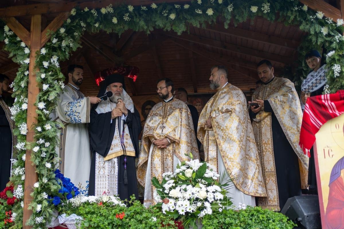 Sfințiri la Complexul socio-medical de la Hârja, Bacău 225073