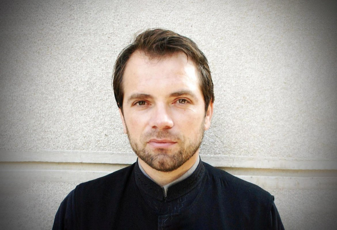 Un teolog la porțile poeziei 225386