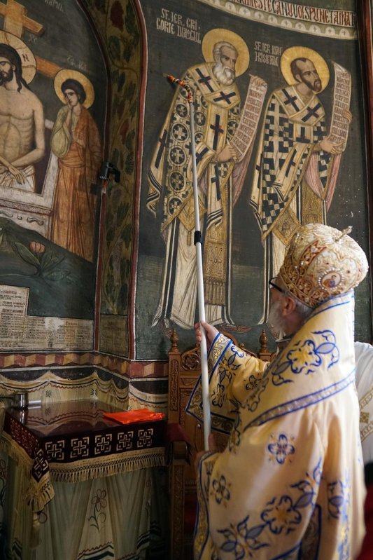 Veşmânt nou de har pentru Mănăstirea Negru Vodă din Câmpulung Muscel 225690