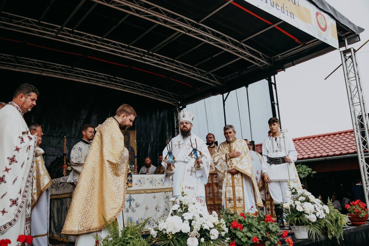 100 de ani de la înființarea Protopopiatului Huedin 226003