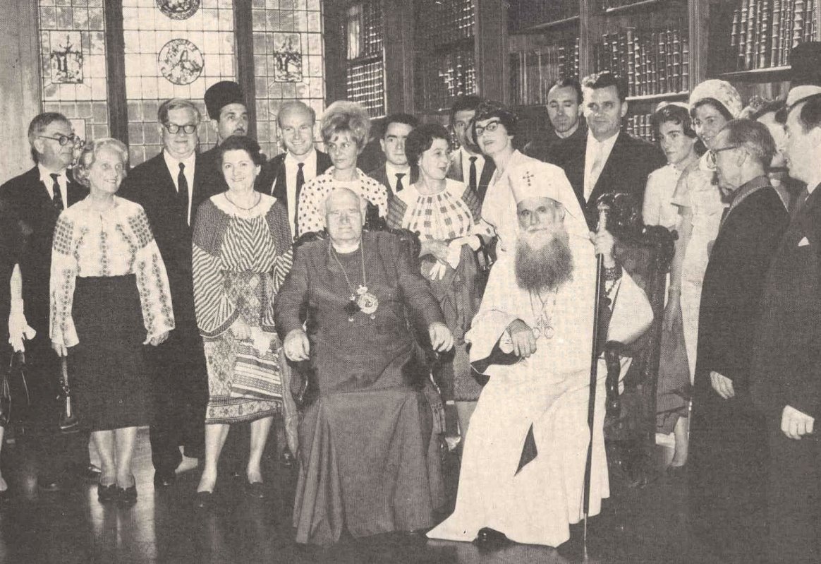 Darul Reginei Elisabeta a II-a pentru Biserica Ortodoxă Română 226435