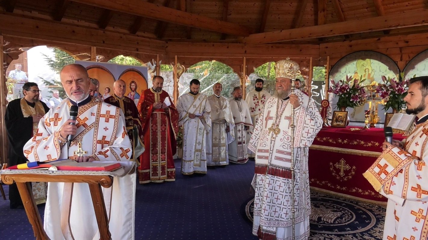 „Crucea este pentru noi puterea lui Dumnezeu” 226473