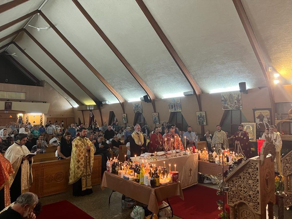 Praznicul Înălțării Sfintei Cruci sărbătorit în Canada 226656