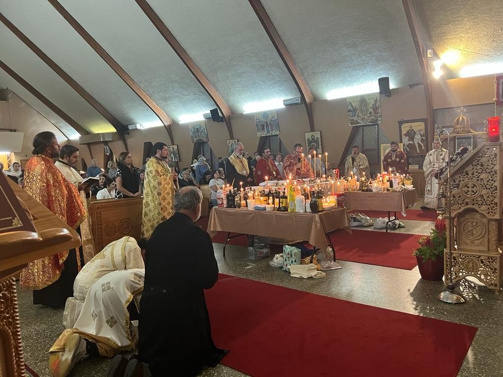 Praznicul Înălțării Sfintei Cruci sărbătorit în Canada 226658