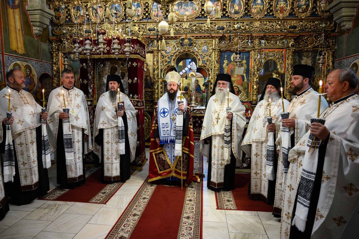 Simpozionul Național „Moștenirea Mușatină. Credință-Cultură-Istorie” continuă în Cetatea Sucevei 226740