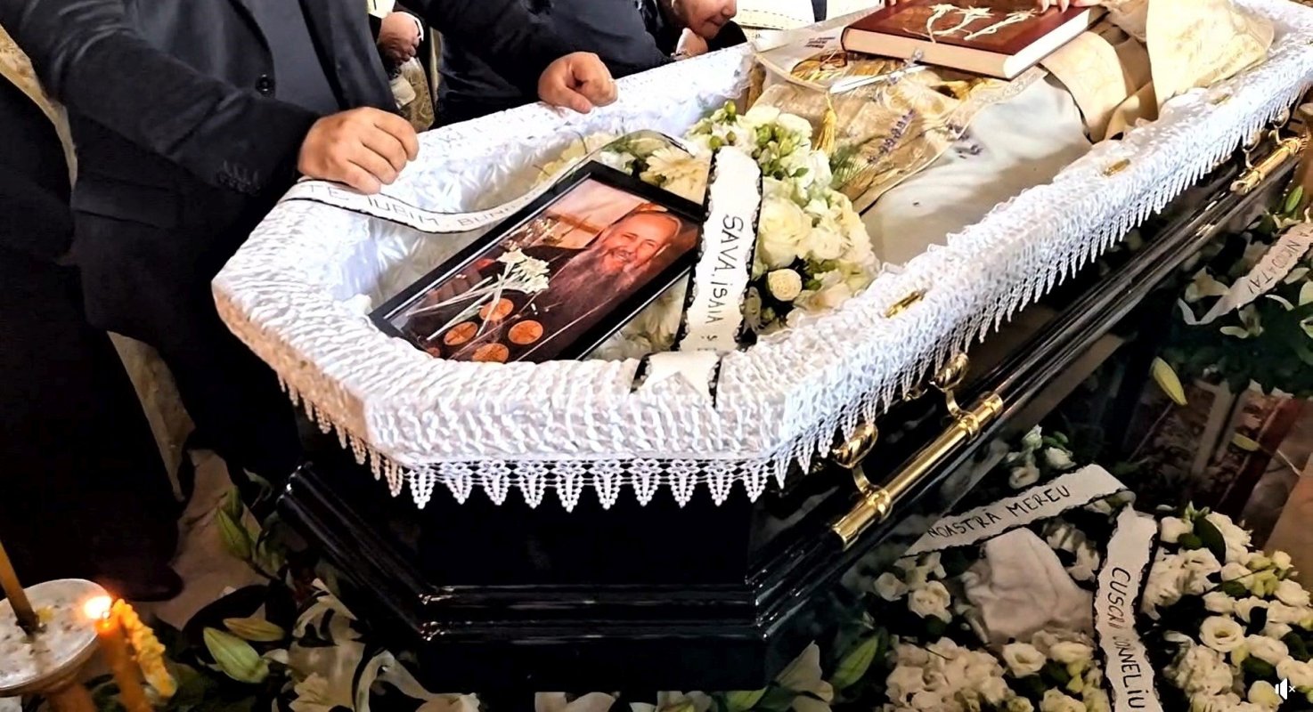 „A ajutat Biserica într-un mod pilduitor” 226980