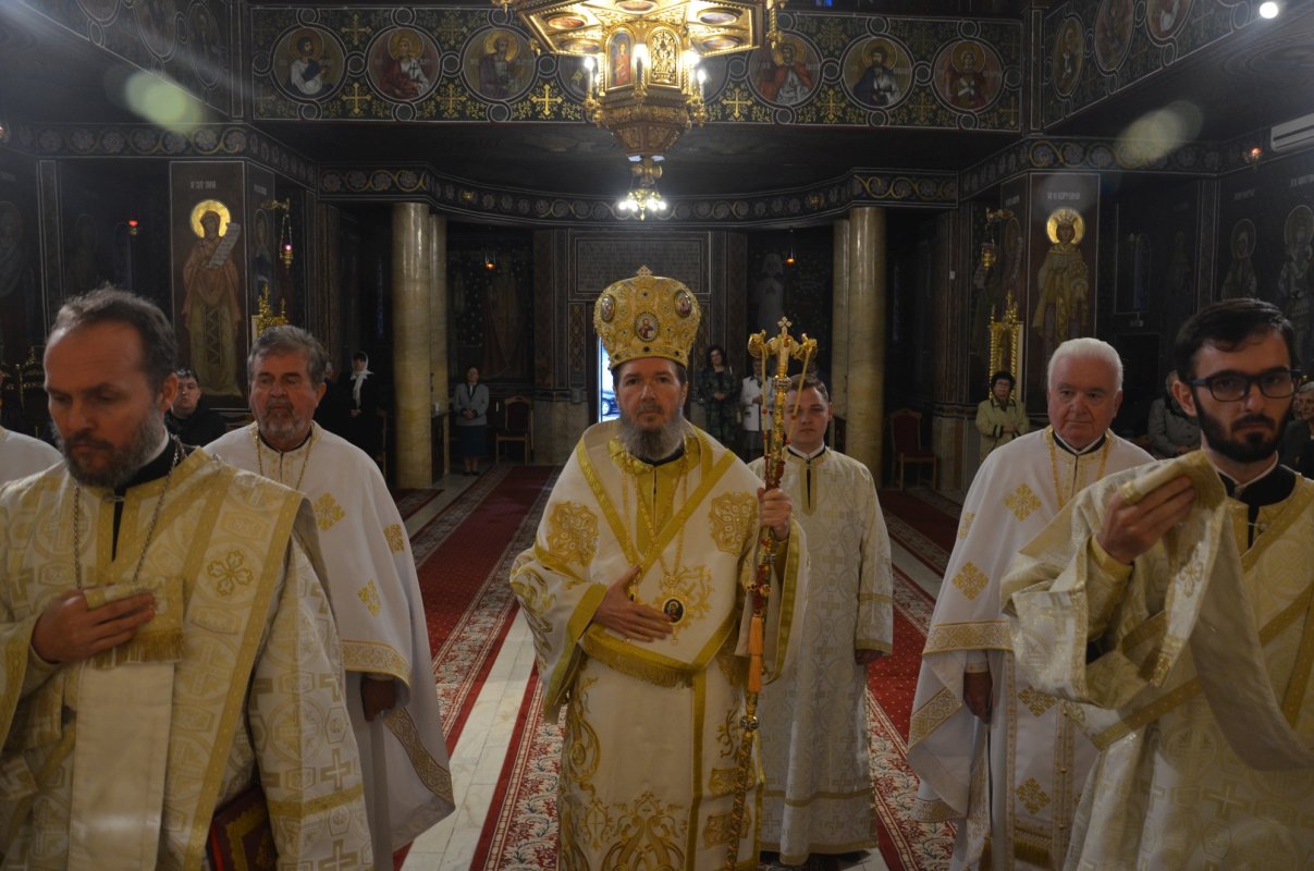 „Crucea Domnului, răscrucea omului” 226896