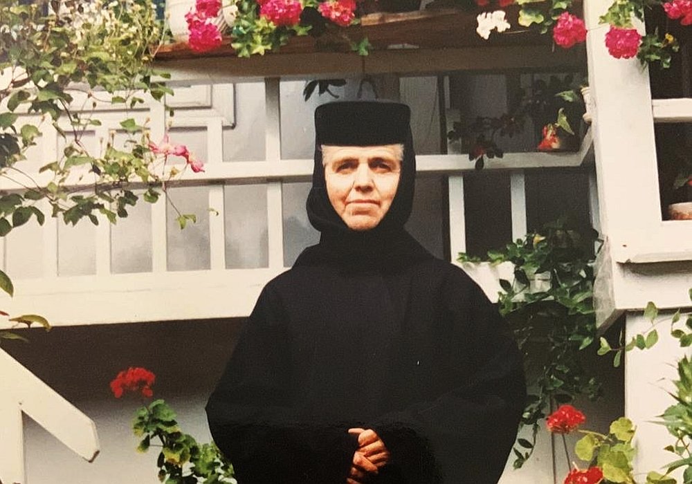 Stavrofora Macrina Toderuţ, una dintre florile harului răsădite în ținutul dumnezeieștii iubiri 226991