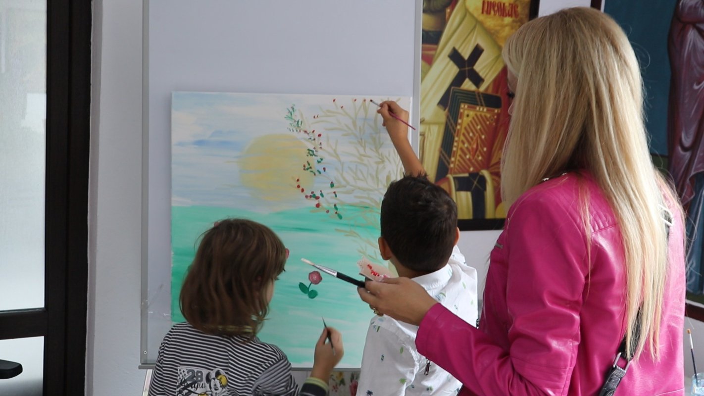 Campania „Ajutor pentru elevi”, în localitatea ilfoveană Moara Vlăsiei 227116