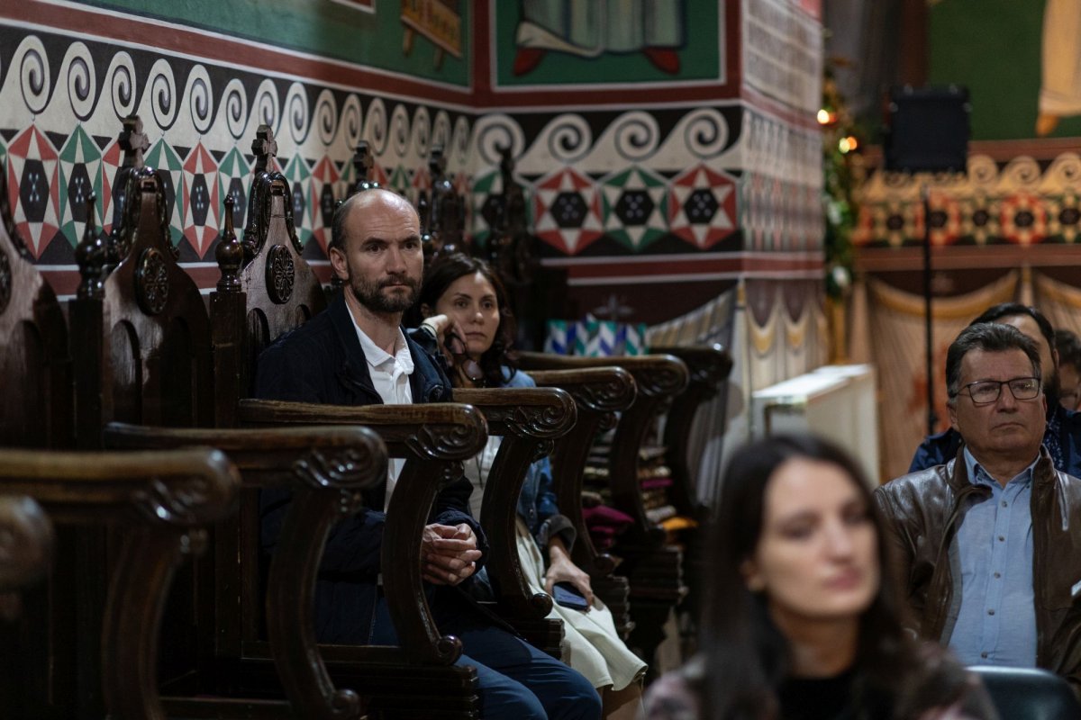 Lansare de carte la Parohia „Sfântul Pantelimon”- Foișorul de Foc din București 227221