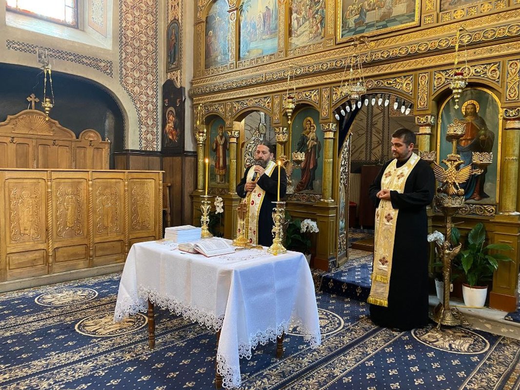 Noi activități cu tinerii în parohii din Caraș-Severin 227113