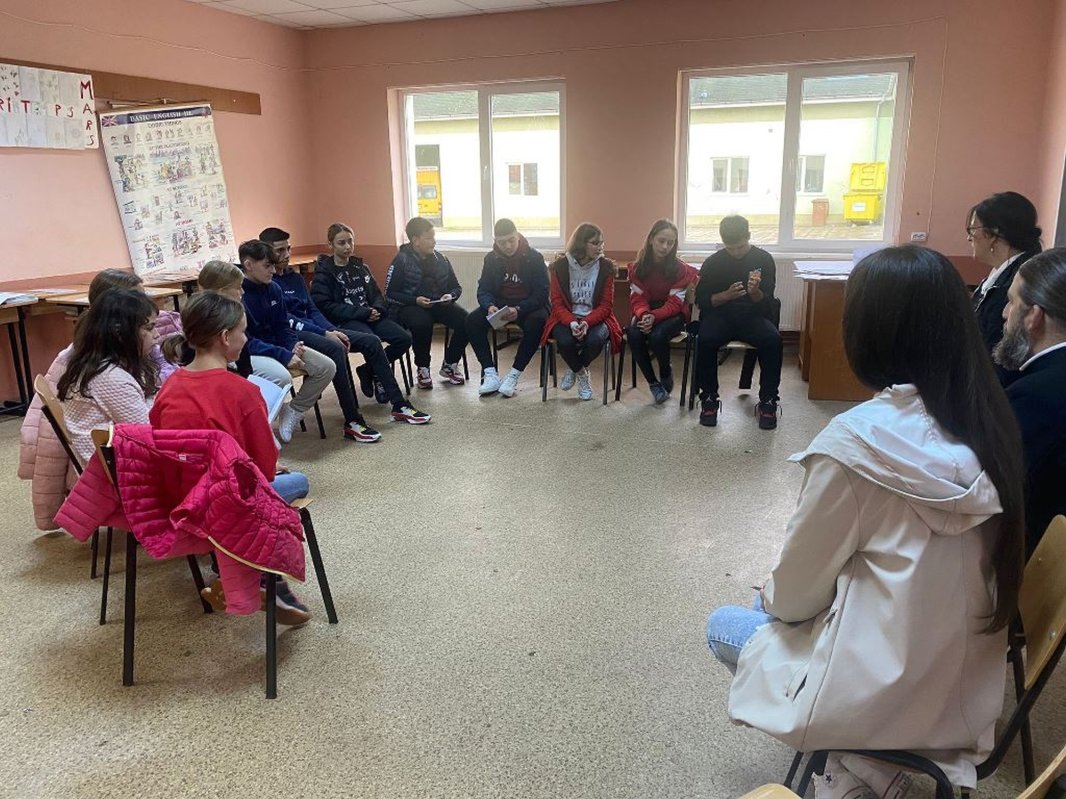 Noi activități cu tinerii în parohii din Caraș-Severin 227114