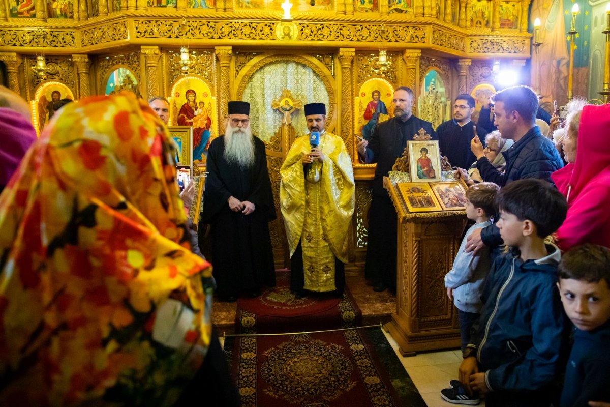 Seară duhovnicească la Parohia Mărcuța din Capitală 227280