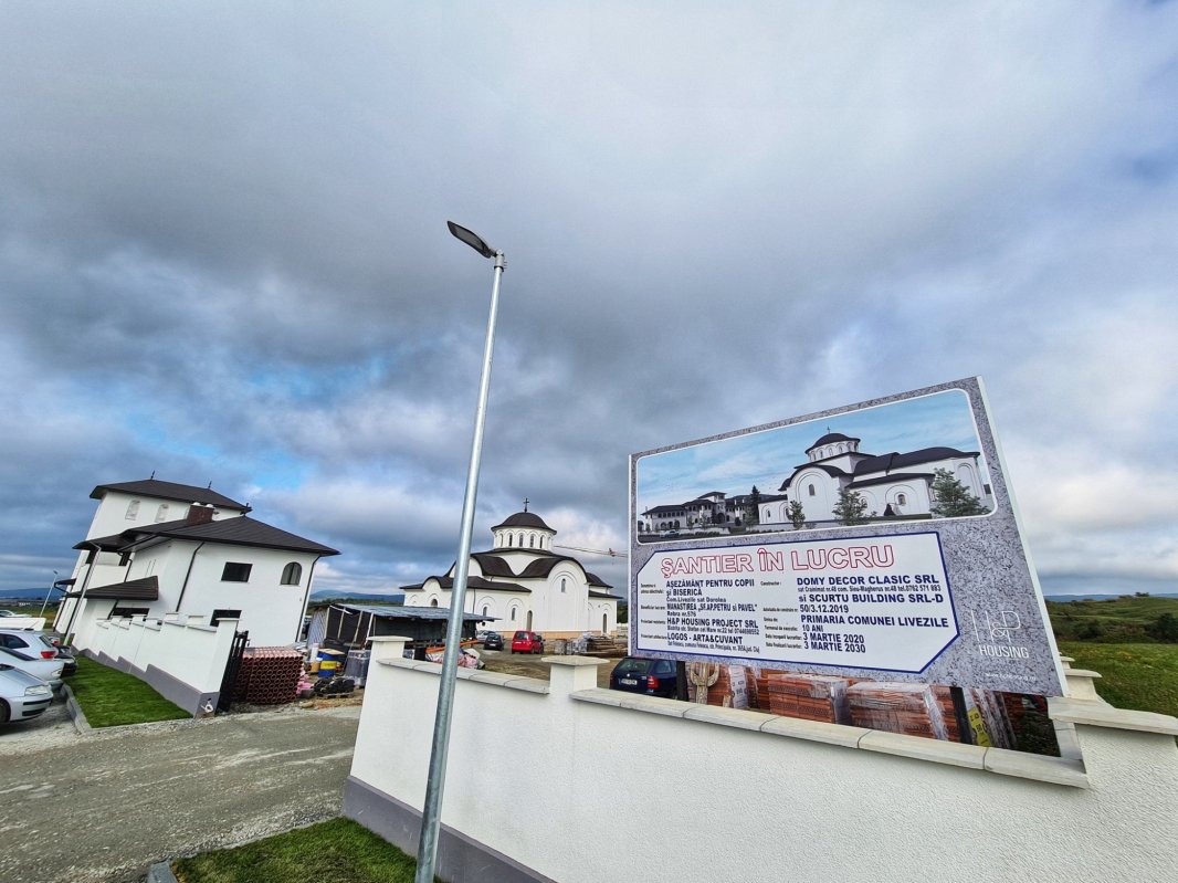 Hramul Așezământului pentru copii orfani de la Dorolea, Bistriţa‑Năsăud 227296