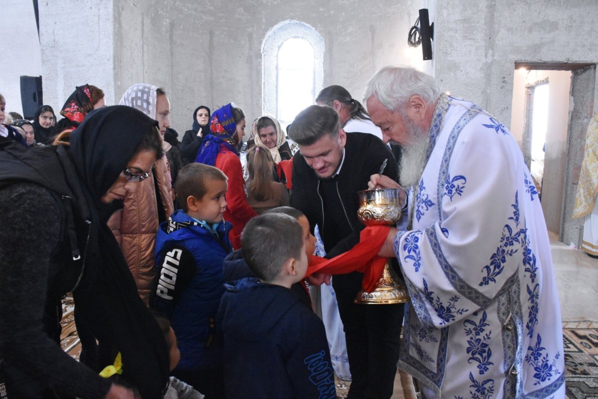 Hramul Așezământului pentru copii orfani de la Dorolea, Bistriţa‑Năsăud 227298