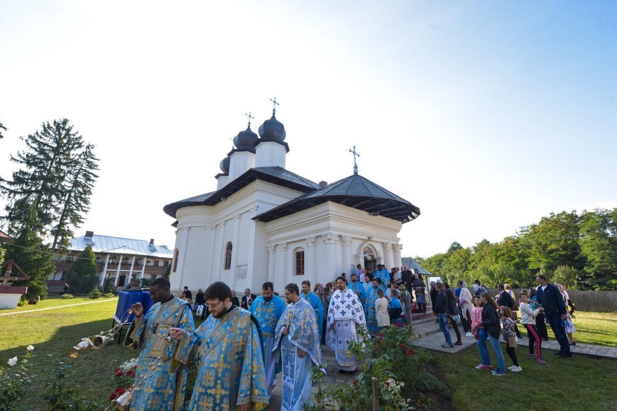 Mănăstirea Vorona - vatră a monahismului românesc 227018