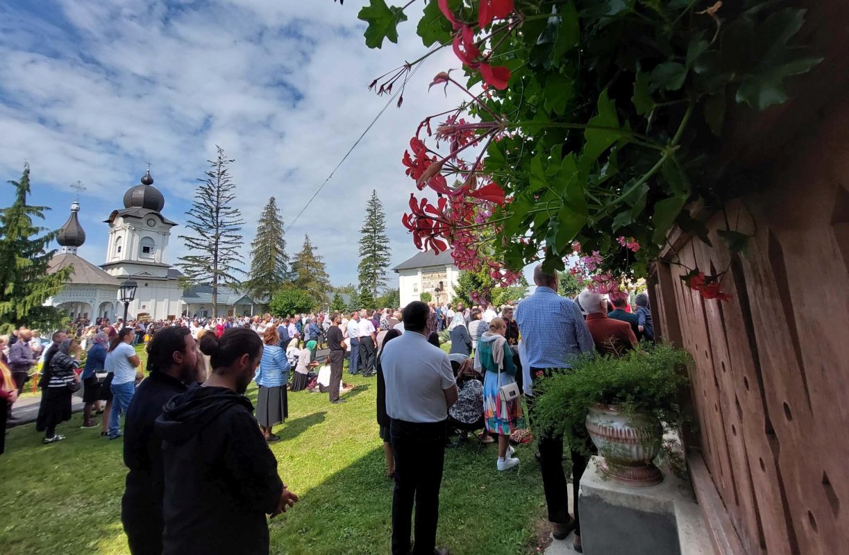 Mănăstirea Vorona - vatră a monahismului românesc 227022