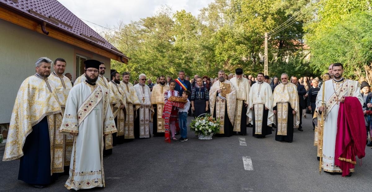 Sfințire de așezământ social-filantropic în Parohia Gutinaș, Bacău 227395