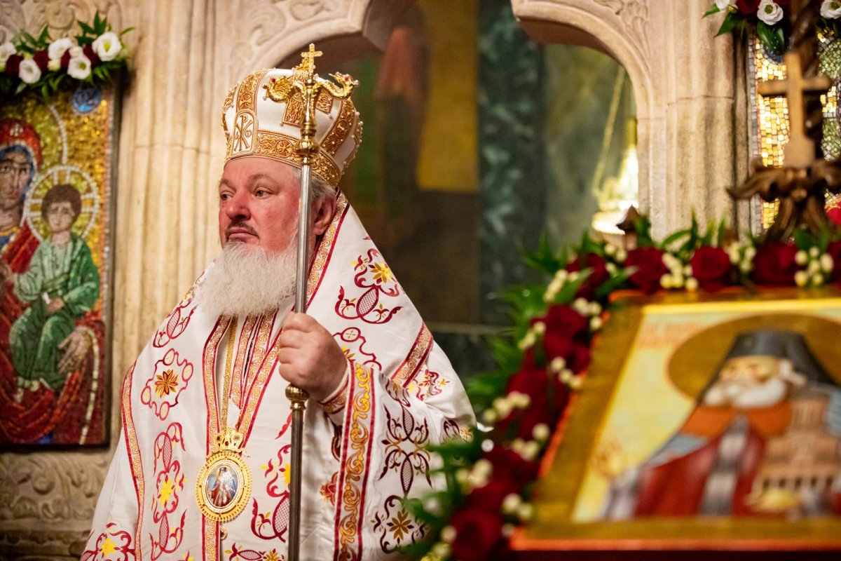 Cinstirea sfântului ctitor al Mănăstirii Antim din București 227539