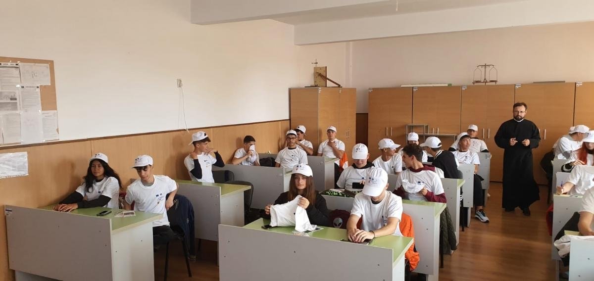 Campanie antidiscriminare în unități de învățământ preuniversitar 227846