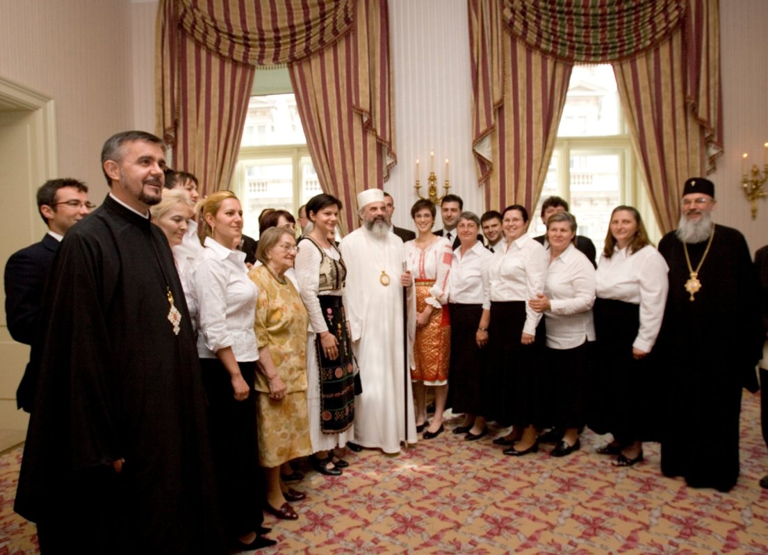 Românii din diaspora nu sunt ai nimănui. Biserica trebuie să-i sprijine 227381