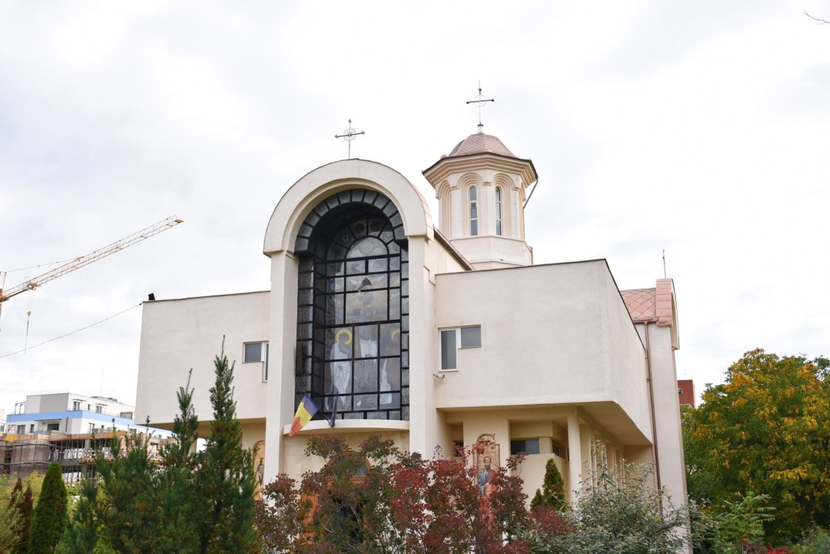 Hramul Parohiei „Sfântul Apostol Toma” din cartierul clujean Mărăști 228464