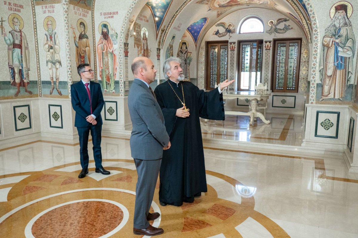 Ambasadorul Italiei la București în vizită de prezentare la Patriarhia Română 228581