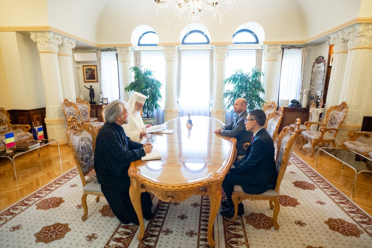 Ambasadorul Italiei la București în vizită de prezentare la Patriarhia Română 228584