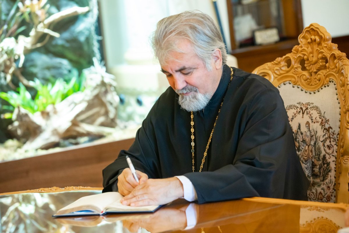 Ambasadorul Italiei la București în vizită de prezentare la Patriarhia Română 228590