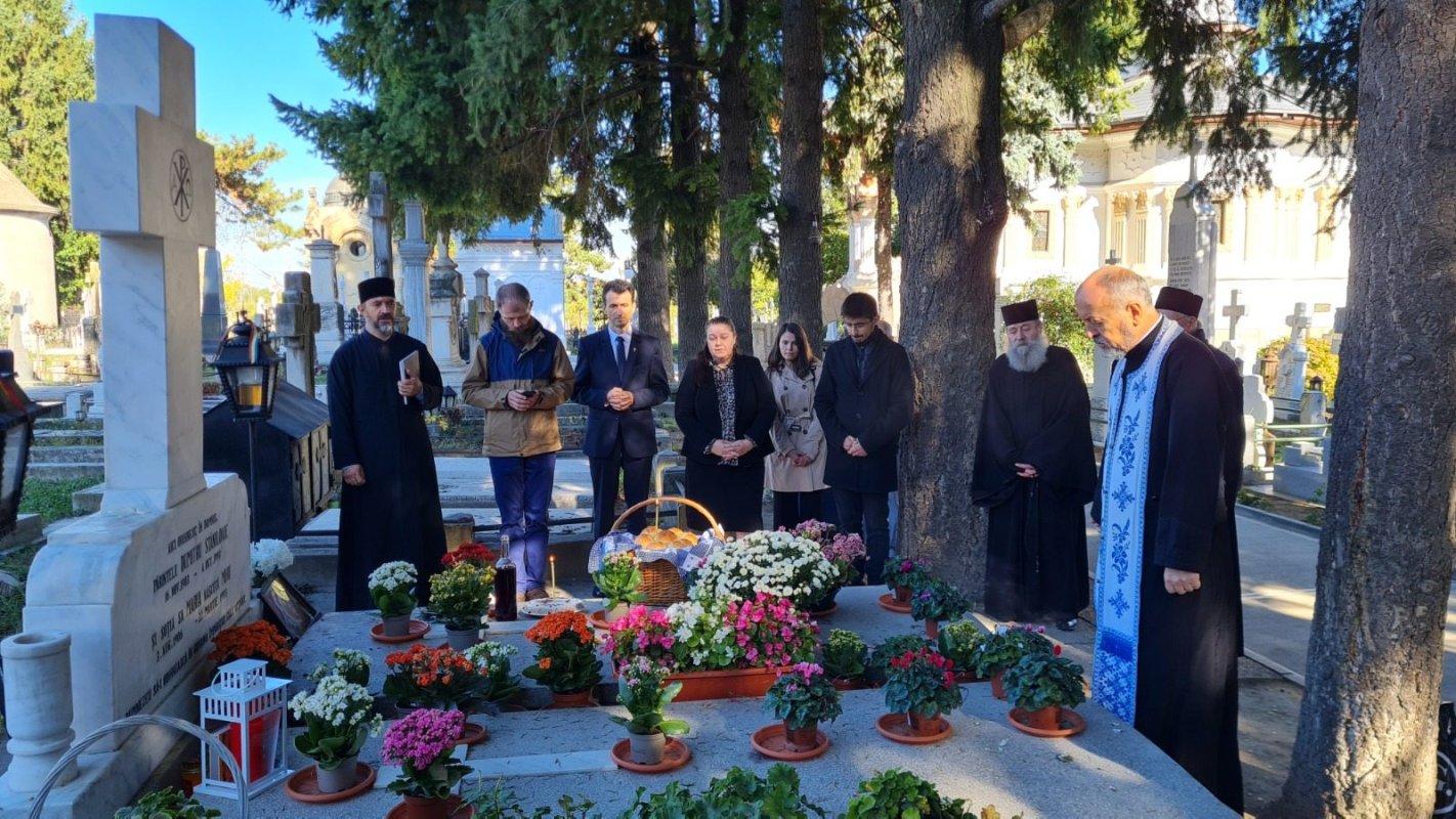 Pomenirea părintelui Dumitru Stăniloae la Mănăstirea Cernica 228600