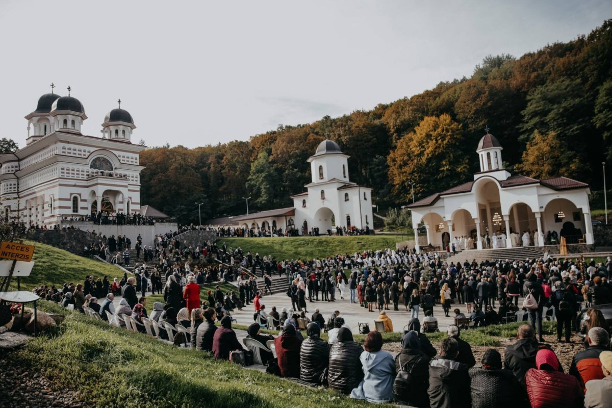 Slujiri în Arhiepiscopia Vadului, Feleacului și Clujului 228548