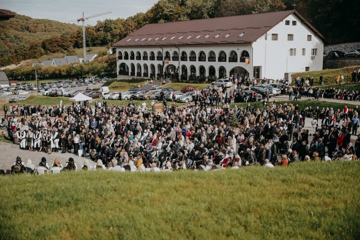 Slujiri în Arhiepiscopia Vadului, Feleacului și Clujului 228551