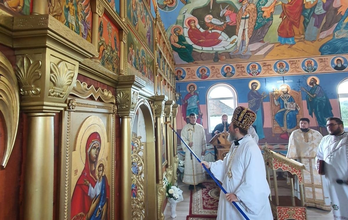 Târnosirea bisericii din Topa de Jos 228561