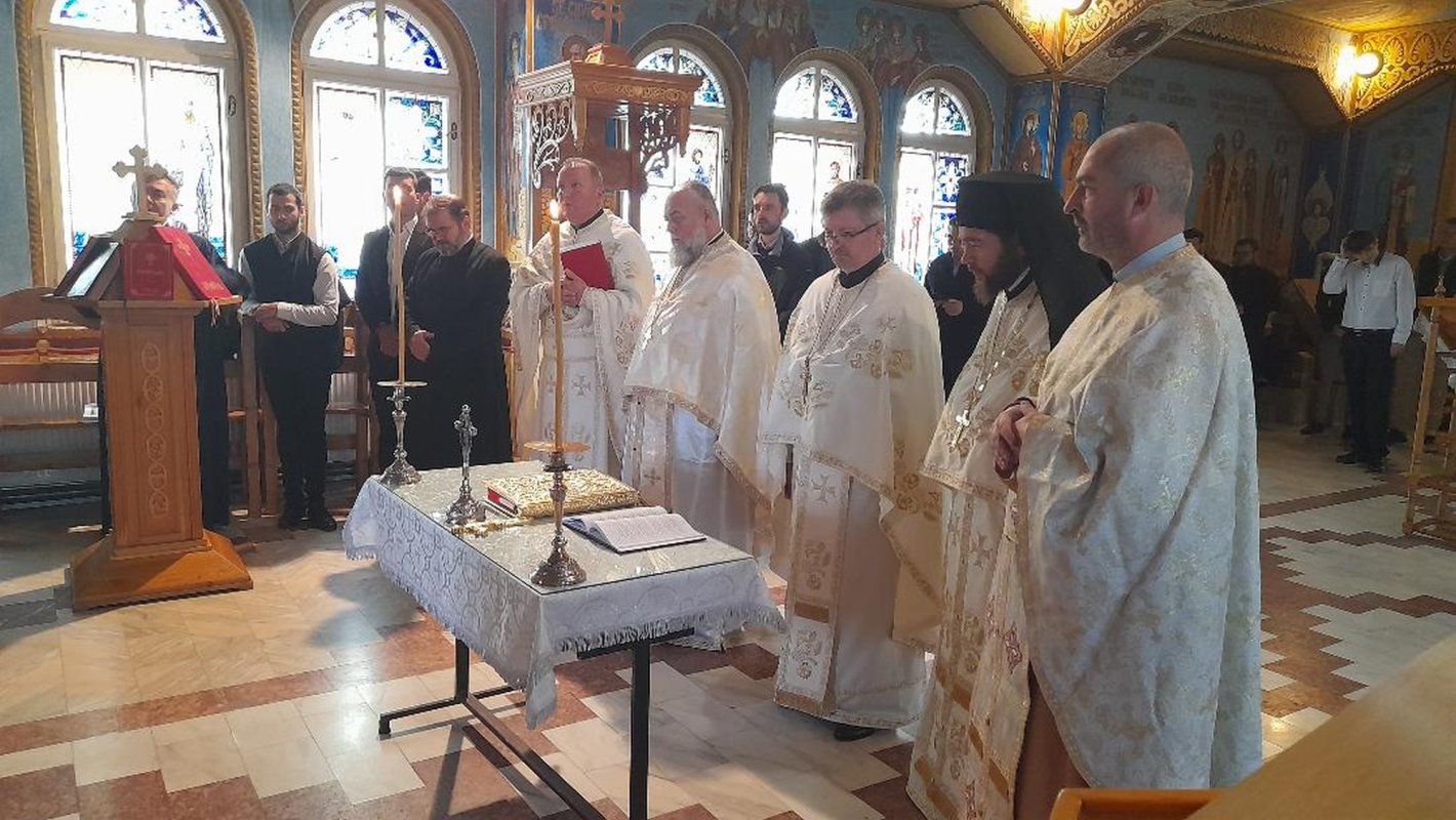 Festivitate la Facultatea de Teologie Ortodoxă din Oradea 228678