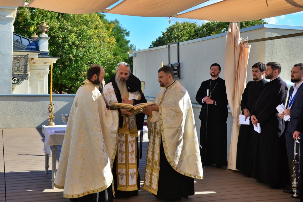 Noua clădire a Liceului „Varlaam Mitropolitul” din Iași a fost binecuvântată 228660