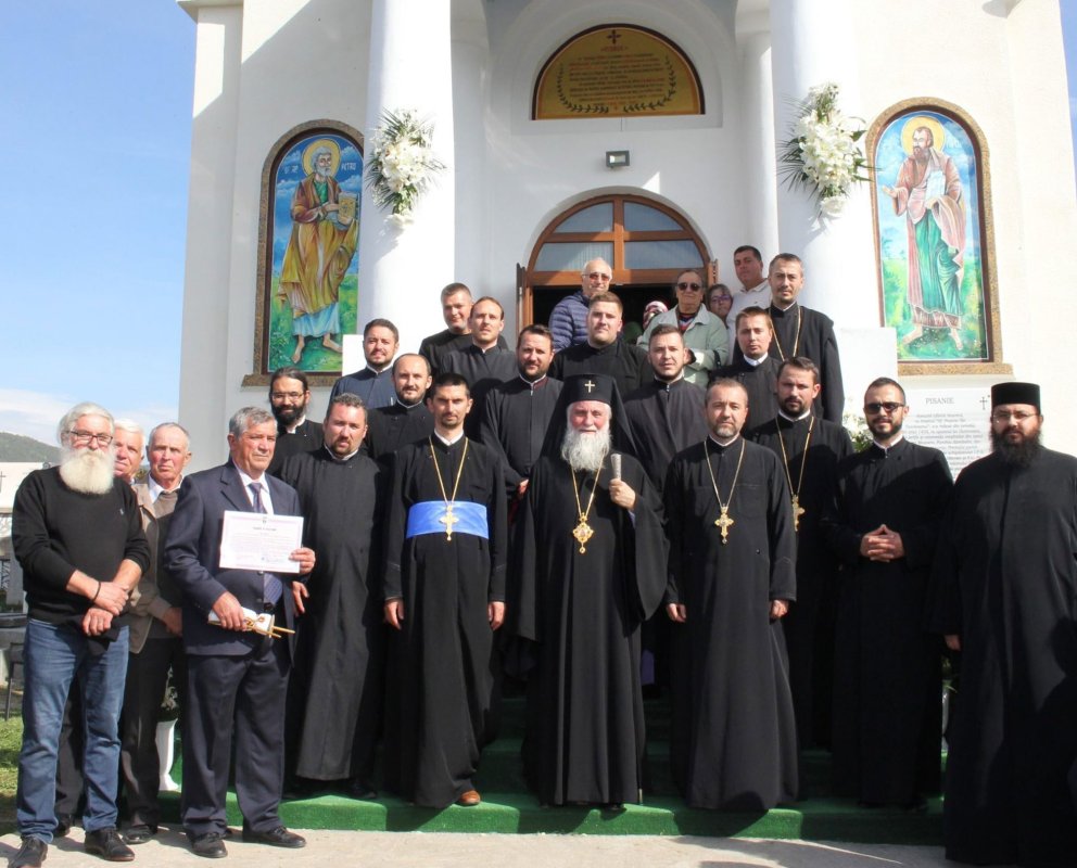 Momente de bucurie  și împlinire la o parohie din Gorj 229121