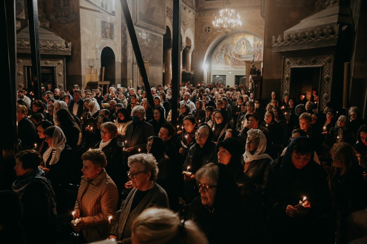 Parastas la un an de la trecerea la cele veșnice a Episcopului Vasile Flueraș 229069